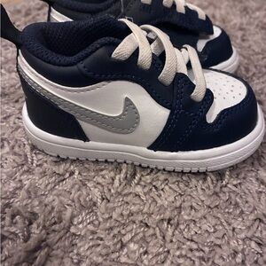 Nike Air Jordan 1 navy blue and gray